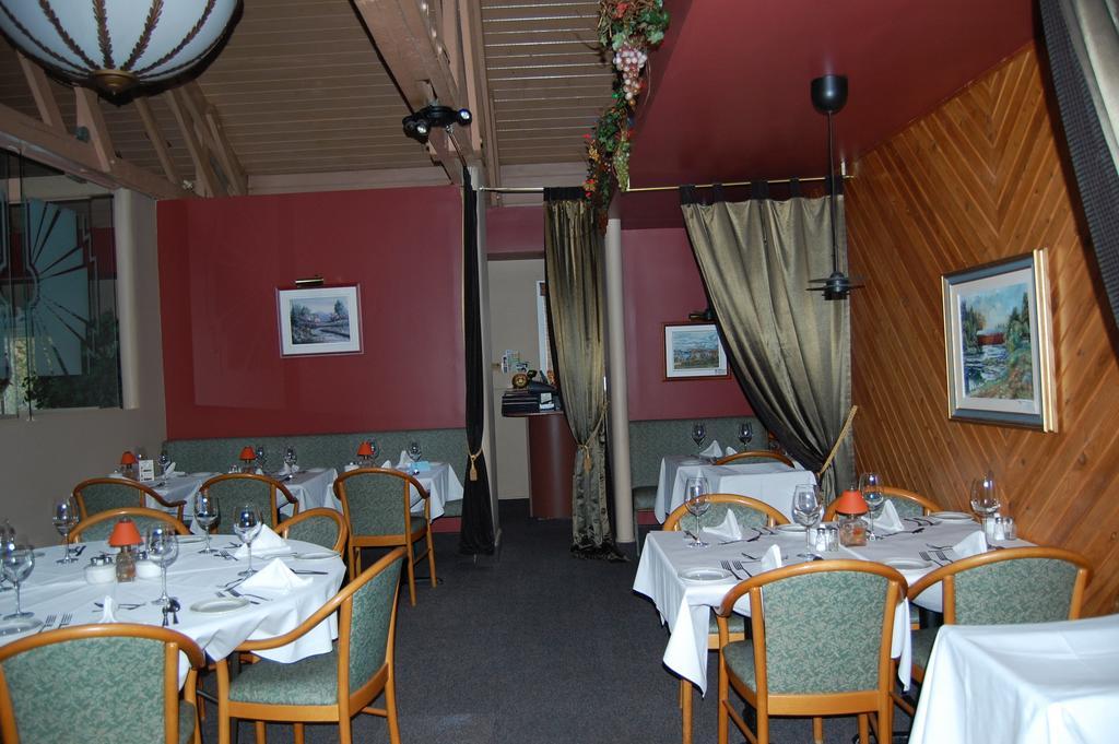 Auberge Godard Nominingue Luaran gambar