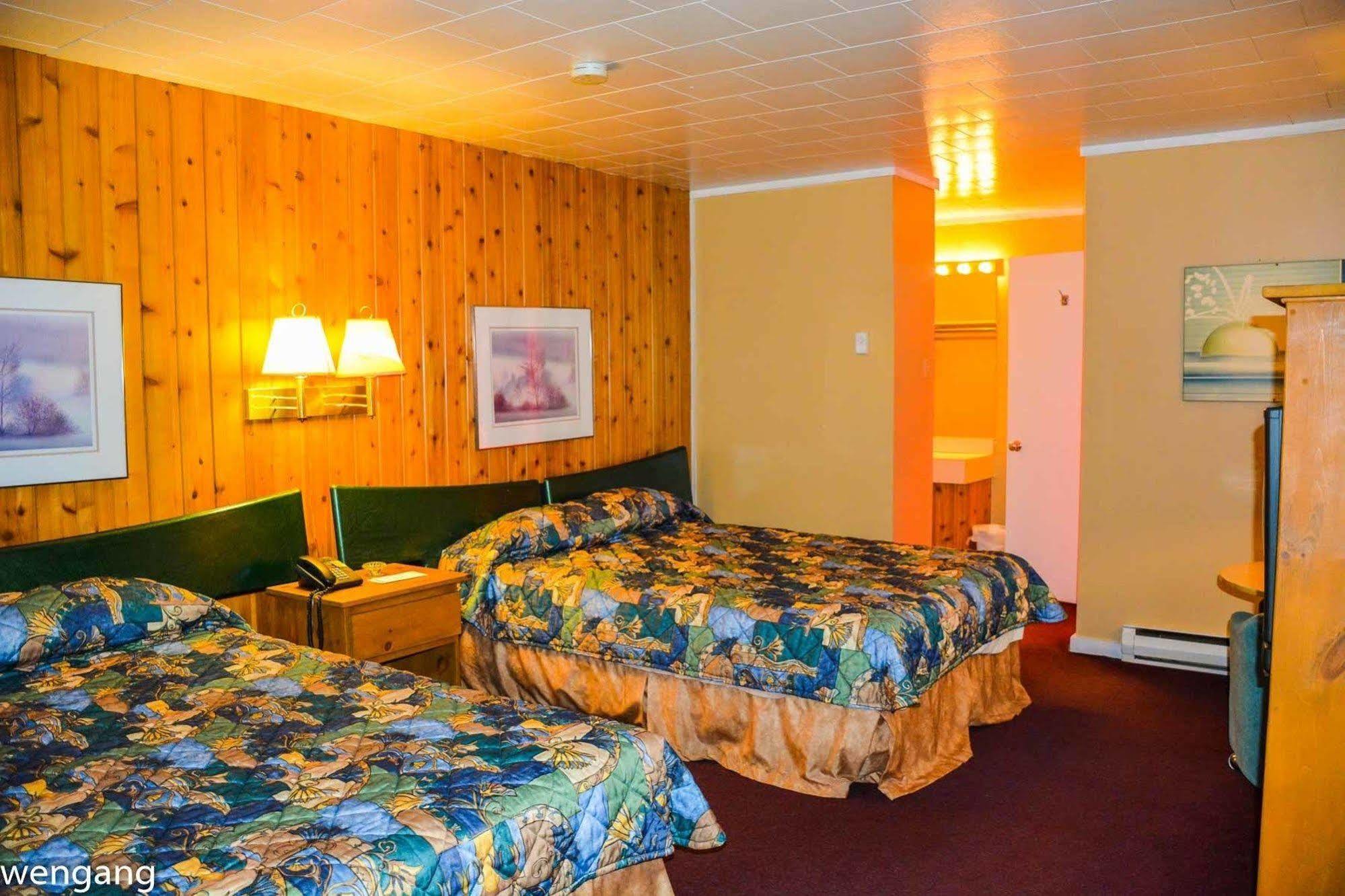 Auberge Godard Nominingue Luaran gambar